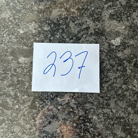 Vintage Y2K Brooklyn Mint Biggie Smalls The Notorious BIG Mens M Rap T-Shirt - Picture 7 of 7